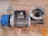 motor z reduktorjem 380 V 0,37 Kw ,0,75 70 Obr 50 obr