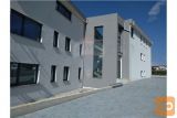 Apartma Z Bazenom In Vrtom, Le 350m Od Plaže