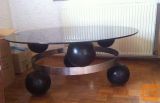 Dizajnerska miza UGODNO naprodaj, fi 112 cm