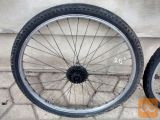 24" ali 26" felno s plaščem zadnjo za gorsko kolo po 8€