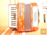 Prodam klavirsko 32 basno harmoniko