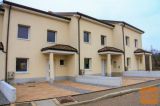 Divača severni rob Vrstna 180 m2